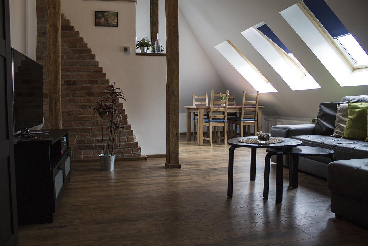 Apartament Przy Rynku ออปอเล ภายนอก รูปภาพ